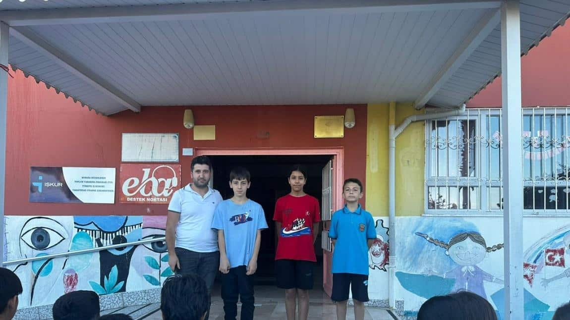 Bursluluk Sınavını Kazanan Öğrencilerimiz Tebrik Ederiz